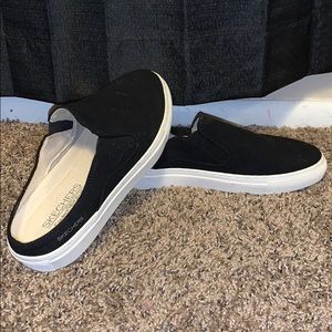 skechers air-cooled memory foam slip on shoes